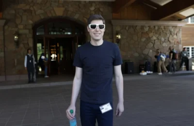 OpenAI – Adio ChatGPT erotic, Bun venit contract de 200 milioane $