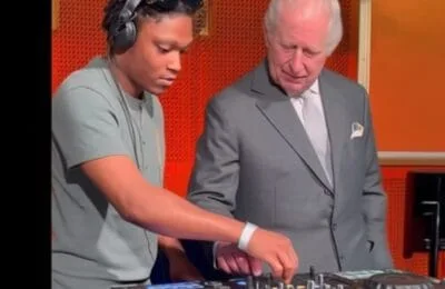 Regele Charles, DJ la Manchester! Ce surpriză a pus la cale?