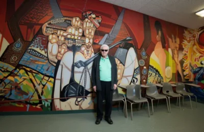 Rudy Acuña, pionier studii Chicano, s-a stins. Victorie de 325.000 $