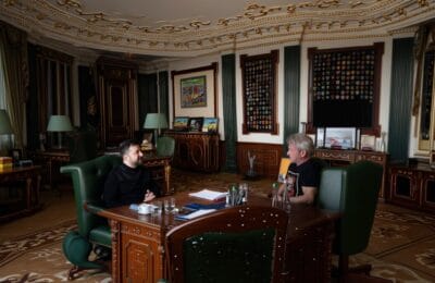 Sean Penn, Oscar special – Statuetă dintr-un tren bombardat în Ucraina