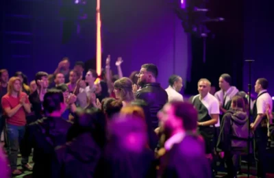 Taylor Swift & Travis Kelce – Debut la iHeartRadio Awards 2026. Logodna in August!