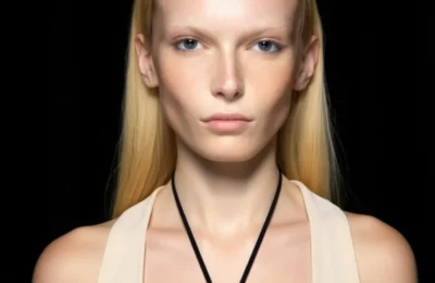 Top 6 Bronzere Lichide – Secretul unui Ten Bronzat Perfect, ca de Vacanță!