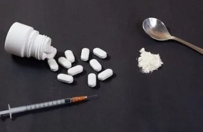 Fentanil – 6 din 10 pastile contrafăcute, un pericol letal. Cât de aproape e România?