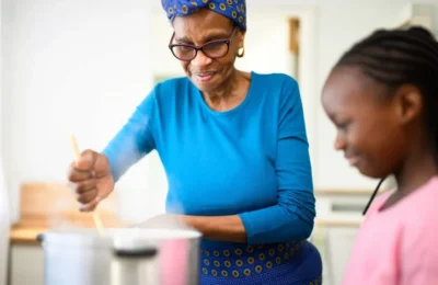 Gătit acasă – risc de demență redus cu până la 30%! Un studiu neașteptat