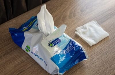 Șervețele bebeluși – Microplastic de 387x limita! Alertă UE