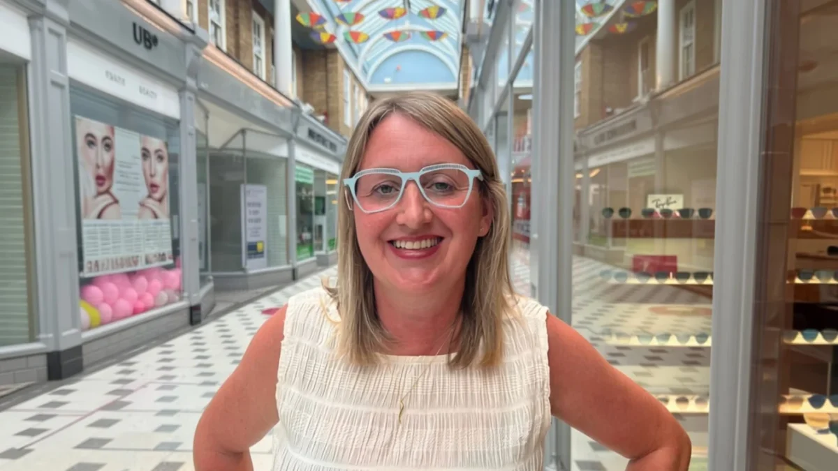 Durere insuportabilă – Femeie salvată de amputare de o boală rară