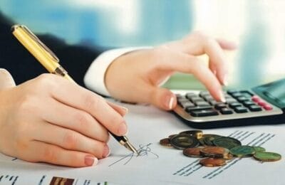 Taxe bancare mai mici? Statul vizează 8,2 mld. lei în 2026, sub 2025