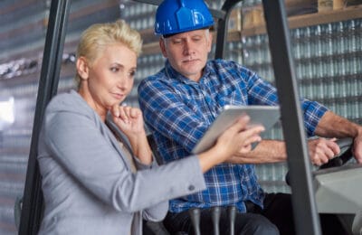 Cum calculezi bugetul necesar pentru închirierea unei nacele