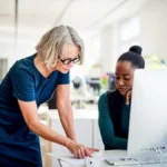 Economist Yale - AI ia TOT? Forța de muncă ar putea primi 0% din PIB