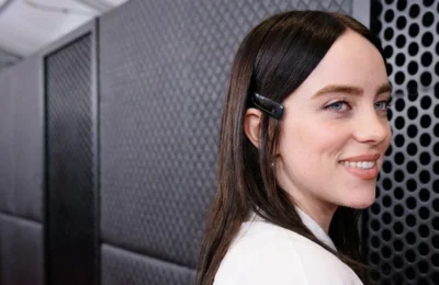 Billie Eilish acuzata ca si-a falsificat pozele. Raspunsul ei este o lectie pentru toti