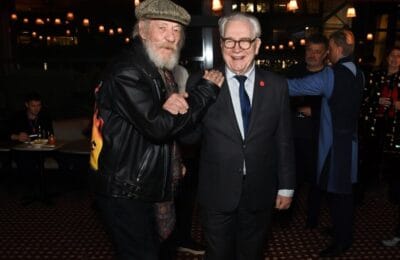 Brian Cox, fără filtre – Depp, supraevaluat. Robbie, prea frumoasă?