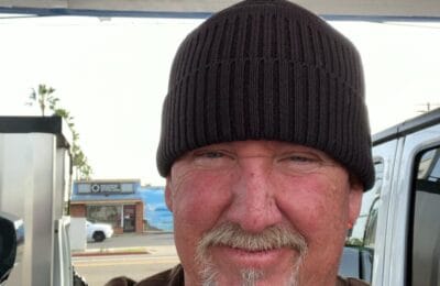 Starul din Războiul Depozitelor, Darrell Sheets, s-a sinucis la 67 de ani