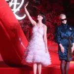 La 20 de ani de la succes - Diavolul se îmbracă de la Prada 2” are premiera!