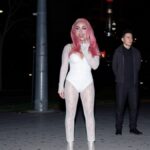 Ice Spice, apariție INCENDIARĂ la Coachella 2026: Body transparent și sutien NEON