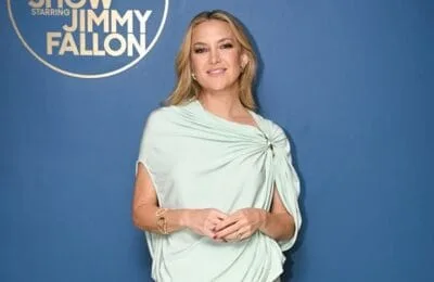 Kate Hudson ȘOC – Rochie Sportmax cu șliț amețitor! Imagini incendiare
