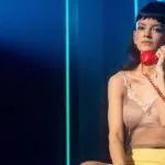 Lily Allen șochează - Top transparent și fustă mini în turneul West End Girl