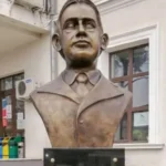 Iași - Bustul lui Octavian Goga, premierul care a retras cetățenia a 225.222 de evrei, înlăturat