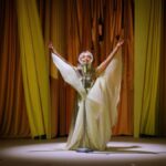 Sabrina Carpenter Incendiară la Coachella - 2 Rochii Micro Dior, Senzație!