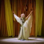 Sabrina Carpenter Incendiară la Coachella - 2 Rochii Micro Dior, Senzație!