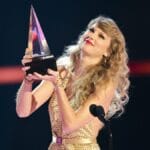 Taylor Swift, regina AMAs 2026 - 8 nominalizări! Cine o amenință?