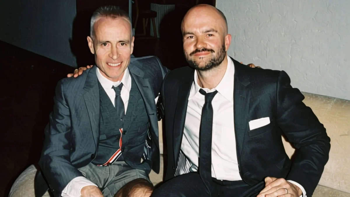 Thom Browne & Asics – Petrecere SoHo pentru Colecția Nouă – Detalii Exclusive