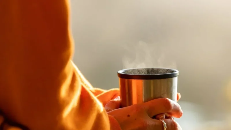 Auto-diagnostic online? 1 din 5 români o face, dar doar 19% apelează la terapie