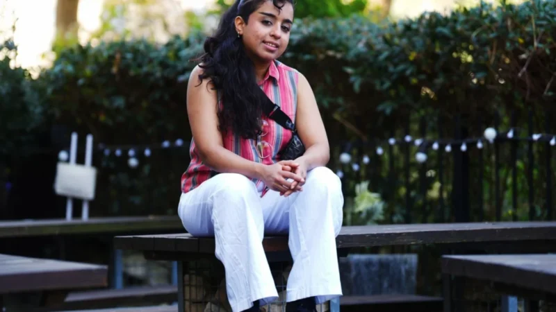 16 ani, căsătorie aranjată – Fuga curajoasă din Arabia Saudită a unei tinere