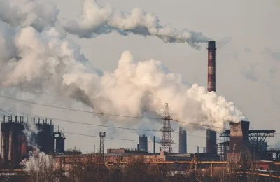 Poluarea aerului – risc de cancer cu 11% mai mare, arată un raport alarmant