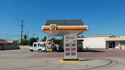 Benzina sub 4 dolari? Anuntul Iranului zguduie piata petrolului