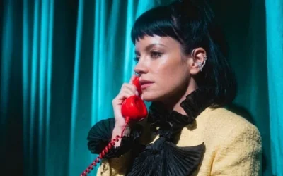 Nimeni nu se astepta la asta. Ce face Lily Allen pe scena timp de 55 de minute