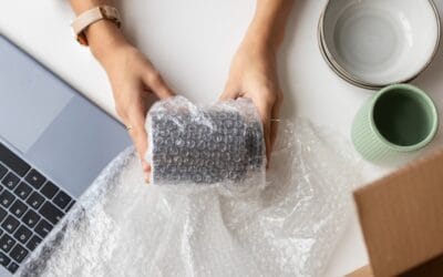 Ce soluții de ambalare aleg magazinele online pentru produsele sensibile