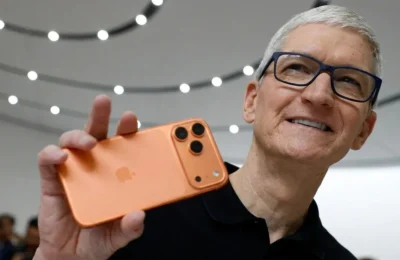 Profit record pentru Apple. De ce se va scumpi noul iPhone 17 in Romania