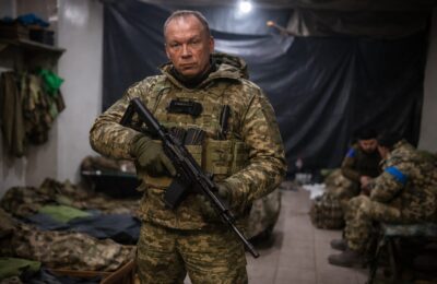 Aproximativ 2.000 de soldați ucraineni au semnat noile contracte militare după peste o lună