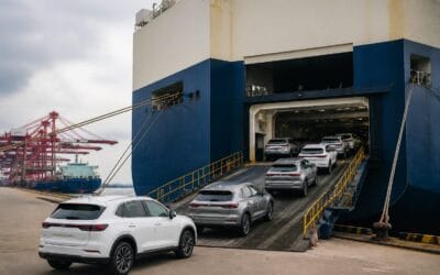China a ajuns la 9,4 milioane de automobile exportate, iar Volkswagen se confruntă cu presiuni de restructurare
