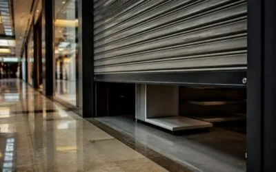 Consumul din România a scăzut pentru a zecea lună la rând iar retailul este cu 5,5% sub nivelul din 2025
