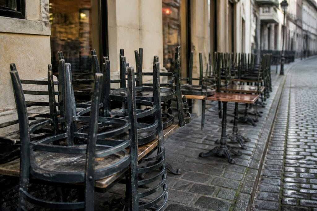 Daniel Mischie estimează închiderea a 15-25% dintre restaurantele mici și mijlocii în următoarele 6-18 luni