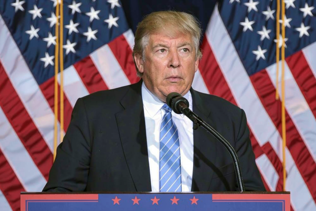 Donald Trump a anunțat blocada porturilor iraniene și o taxă de 20% pentru tranzitul prin Strâmtoarea Hormuz