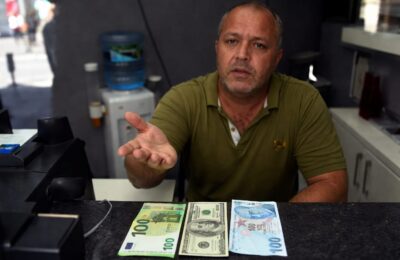 Salariile reale au scăzut în 9 economii europene, iar media zonei euro este sub nivelul din 2021