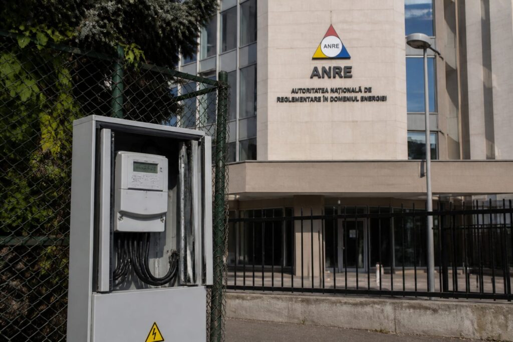 Companiile pot fi plătite pentru reducerea voluntară a consumului de energie printr-un nou regulament ANRE