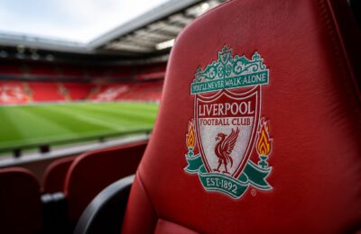 Consorțiul condus de Amit Bhatia negociază 30% din Liverpool la o evaluare de 4,4 miliarde de lire