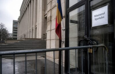 David Popovici acuză statul că nu a plătit de doi ani primele pentru sportivii medaliați