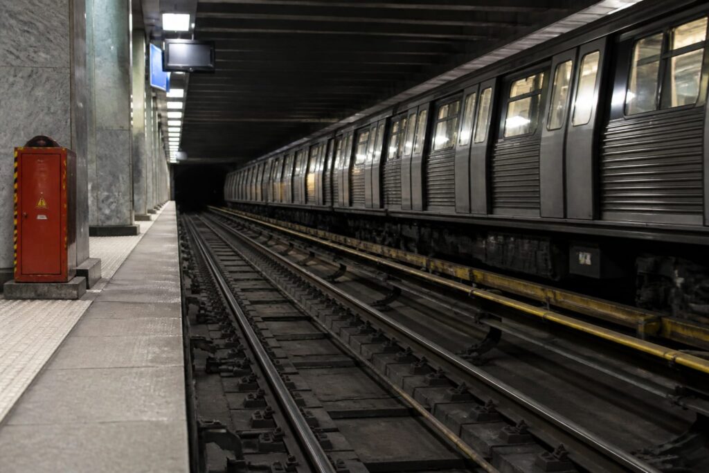 Metrorex are o datorie de 11,5 milioane de lei la energie și riscă deconectarea