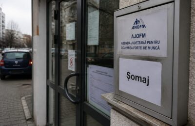 Piața muncii pierde 65.000 de locuri de muncă, iar costul fiscal ajunge la 2,5 miliarde de lei pe an