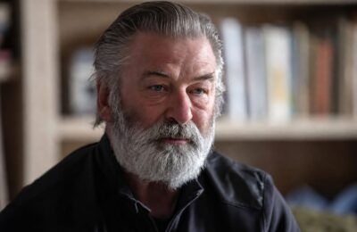 Alec Baldwin pierde procesul civil privind cazul „Rust”. Imunitatea procurorilor a dus la respingerea acțiunii