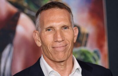 Ynon Kreiz va avea un pachet anual de cel puțin 35,1 milioane de dolari la Paramount-Warner Bros până în 2027